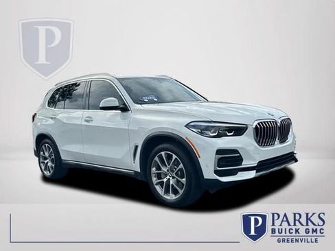Used 2022 BMW X5 xDrive40i w/ Climate Comfort Package AWD/4WD image 1