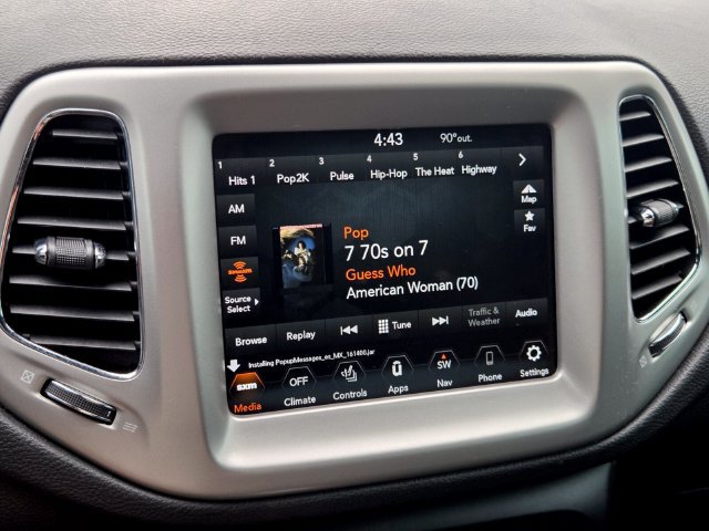 Certified 2021 Jeep Compass Latitude w/ Sun and Sound Group AWD/4WD image 25