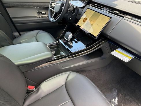 New 2026 Land Rover Range Rover Sport Dynamic SE AWD/4WD image 28