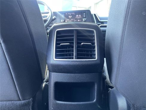 Used 2023 Kia Sportage LX FWD image 32