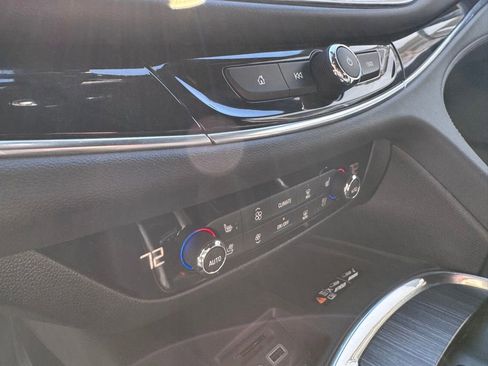 Used 2023 Buick Enclave Avenir w/ Trailering Package, 5000 lbs. AWD/4WD image 19