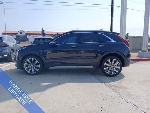 Used 2023 Cadillac XT4 Premium Luxury w/ Enhanced Visibility Package FWD image 6