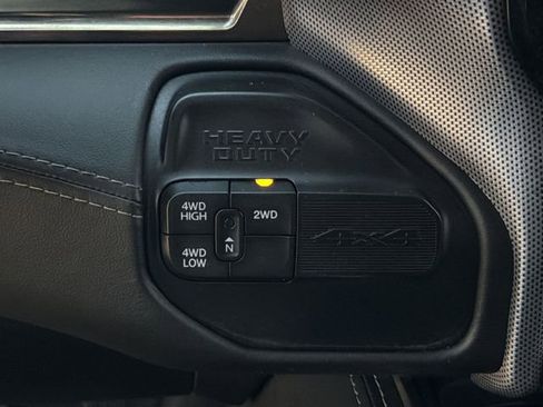 Used 2020 RAM 2500 Limited image 33