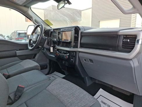 Used 2024 Ford F250 XLT image 13