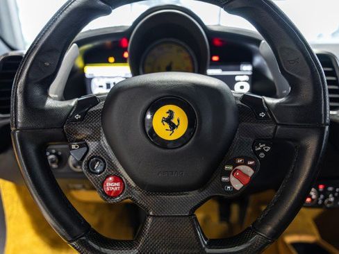 Used 2010 Ferrari 458 Italia Coupe RWD image 43
