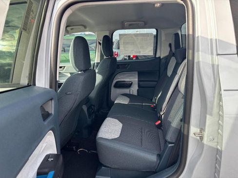 New 2026 Ford Maverick XLT w/ XLT Luxury Package FWD image 12