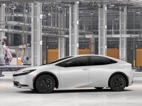 New 2027 Toyota Prius Plug-In Hybrid FWD image 5
