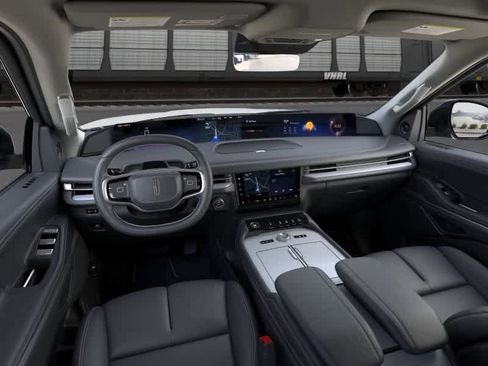 New 2026 Lincoln Navigator Reserve AWD/4WD image 10