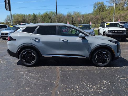 New 2026 Kia Sportage EX FWD image 2