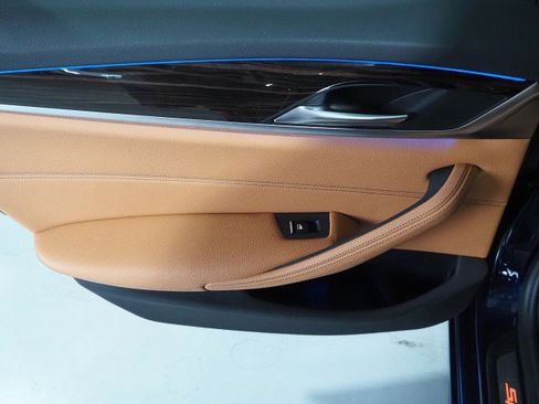 Used 2019 BMW 540i image 60