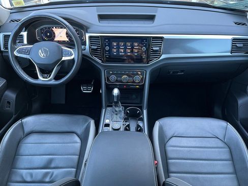 Used 2023 Volkswagen Atlas SEL Premium image 38