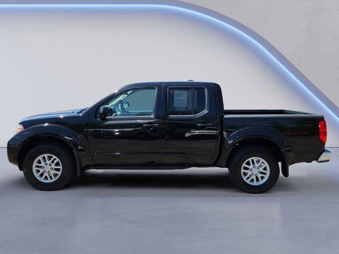 Used 2017 Nissan Frontier SV AWD/4WD image 6