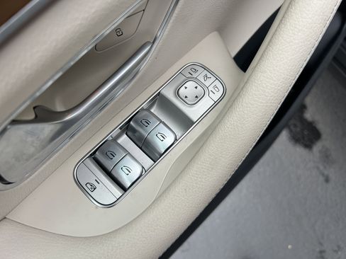 Certified 2022 Mercedes-Benz GLE 350 4MATIC image 15