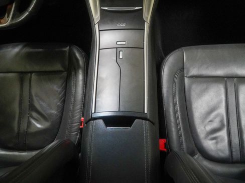 Used 2014 Lincoln MKZ image 33