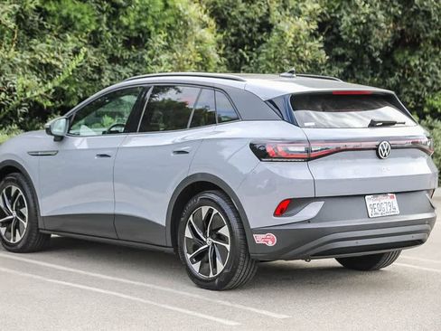 Used 2022 Volkswagen ID.4 Pro S image 6