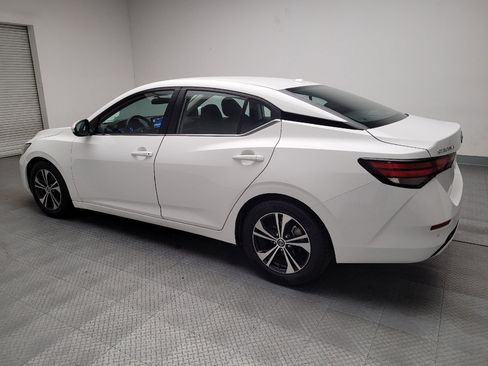 Used 2022 Nissan Sentra SV FWD image 3
