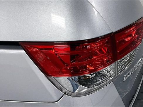 Used 2016 Honda Odyssey EX-L image 22
