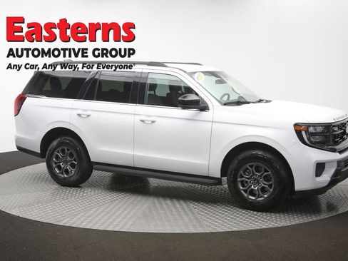 Used 2025 Ford Expedition Active AWD/4WD image 47