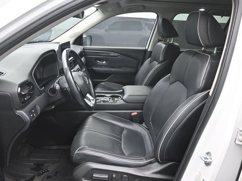 Used 2023 Honda Pilot Elite image 18