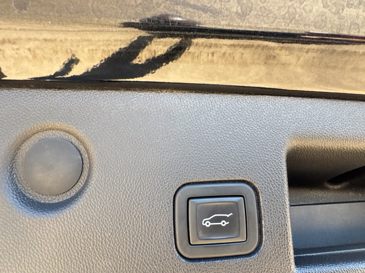Used 2024 Chevrolet Equinox LT AWD/4WD image 37