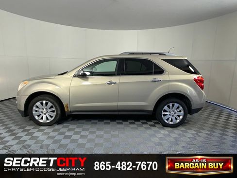 Used 2010 Chevrolet Equinox LT w/ Chrome Appearance Package AWD/4WD image 4