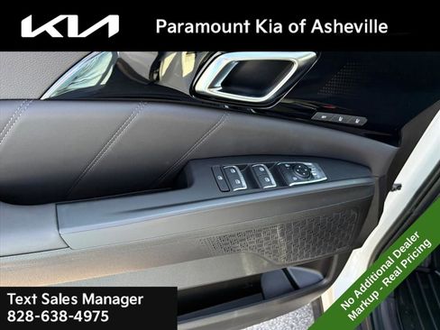 New 2026 Kia Carnival SX Prestige image 25