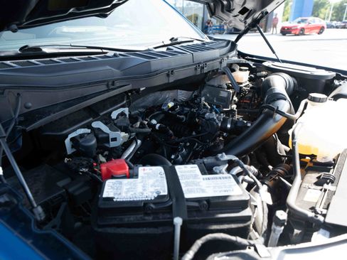 Used 2022 Ford F150 XLT w/ Equipment Group 302A High AWD/4WD image 30
