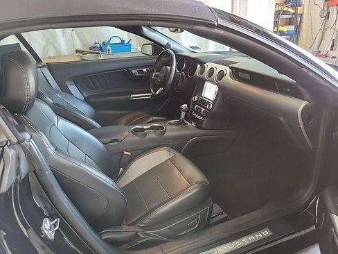 Used 2021 Ford Mustang GT Premium RWD image 15