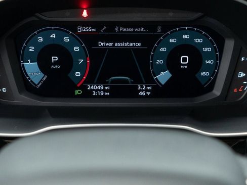 Used 2023 Audi Q3 2.0T Premium image 18