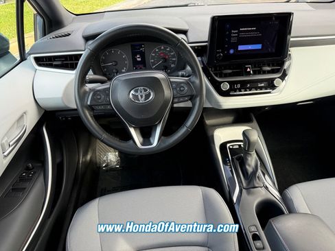 Used 2025 Toyota Corolla SE FWD image 13
