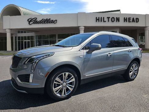 Certified 2024 Cadillac XT5 Premium Luxury FWD image 2