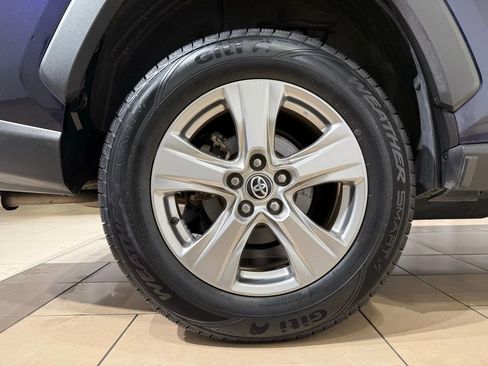Certified 2024 Toyota RAV4 XLE AWD/4WD image 9