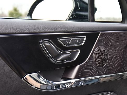 Used 2024 Lincoln Corsair Premiere image 14