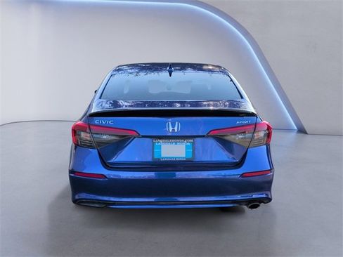 Used 2022 Honda Civic Sport image 8