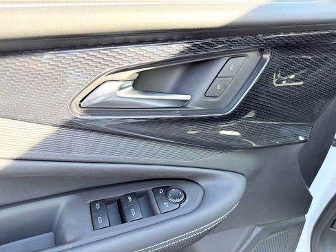 New 2026 Chevrolet Blazer EV LT image 25