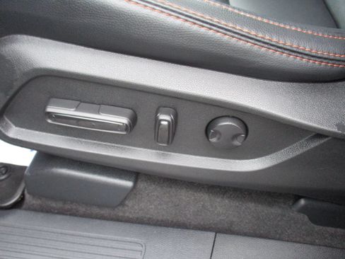 Certified 2025 Honda Pilot TrailSport image 17