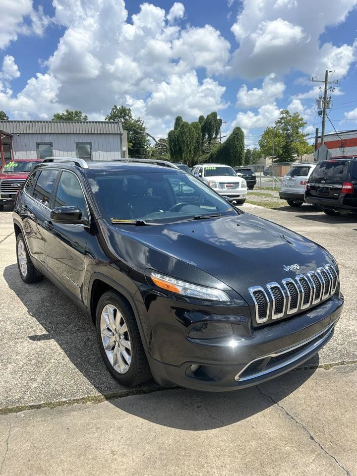 Used 2016 Jeep Cherokee Limited FWD image 2