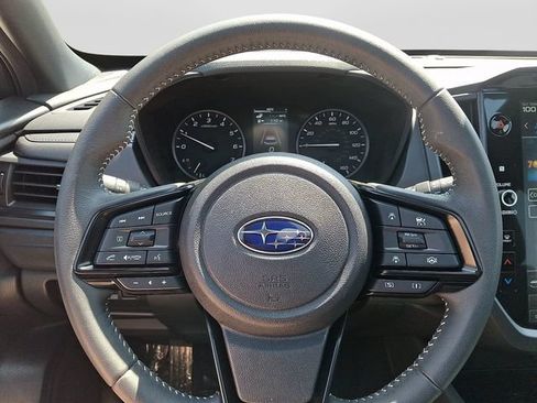 Used 2025 Subaru Forester Premium AWD/4WD image 22