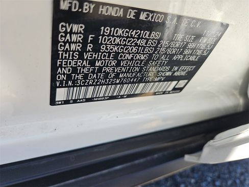 Certified 2025 Honda HR-V LX image 14