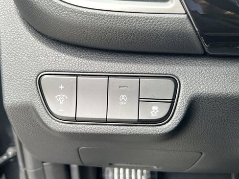 Certified 2026 Kia Seltos S FWD image 29