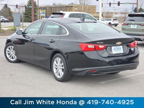 Used 2016 Chevrolet Malibu LT image 15