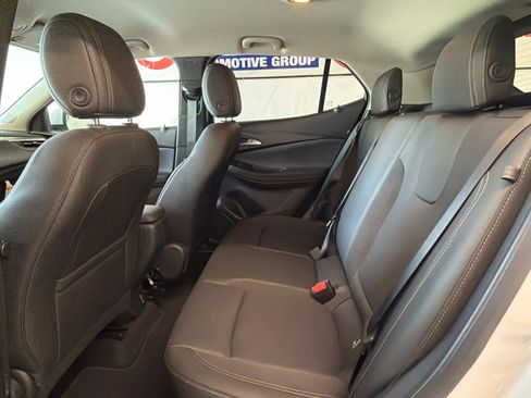 Used 2024 Buick Encore GX Preferred FWD image 19