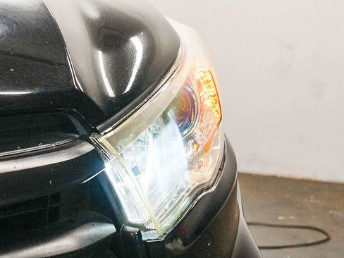 Used 2015 Toyota Highlander XLE FWD image 7