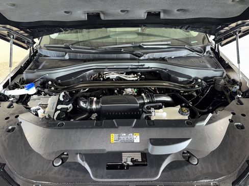 Used 2025 Lincoln Aviator 2WD image 37