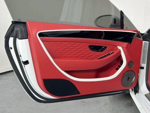 New 2026 Bentley Continental GTC image 12