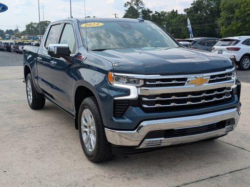 Used 2024 Chevrolet Silverado 1500 LTZ w/ Technology Package image 4