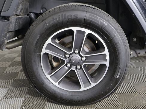 Used 2023 Jeep Wrangler Sahara image 17