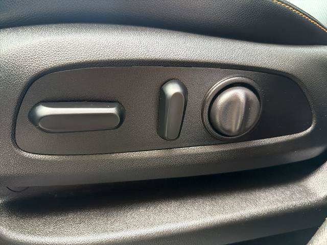 Used 2021 Chevrolet Equinox Premier AWD/4WD image 19