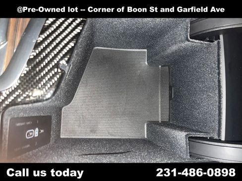 Used 2023 Volvo XC60 B5 Plus w/ Climate Package AWD/4WD image 24