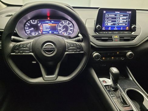 Used 2021 Nissan Altima 2.5 SV FWD image 22